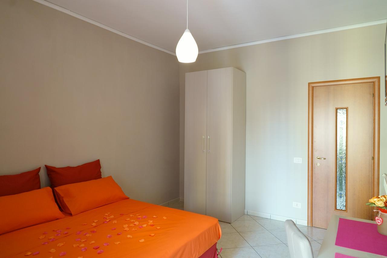 Welcome Inn Napoli Bagian luar foto