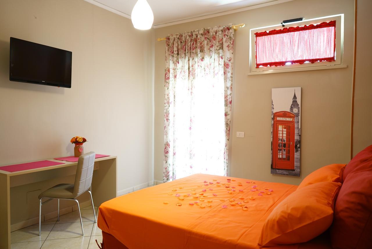 Welcome Inn Napoli Bagian luar foto