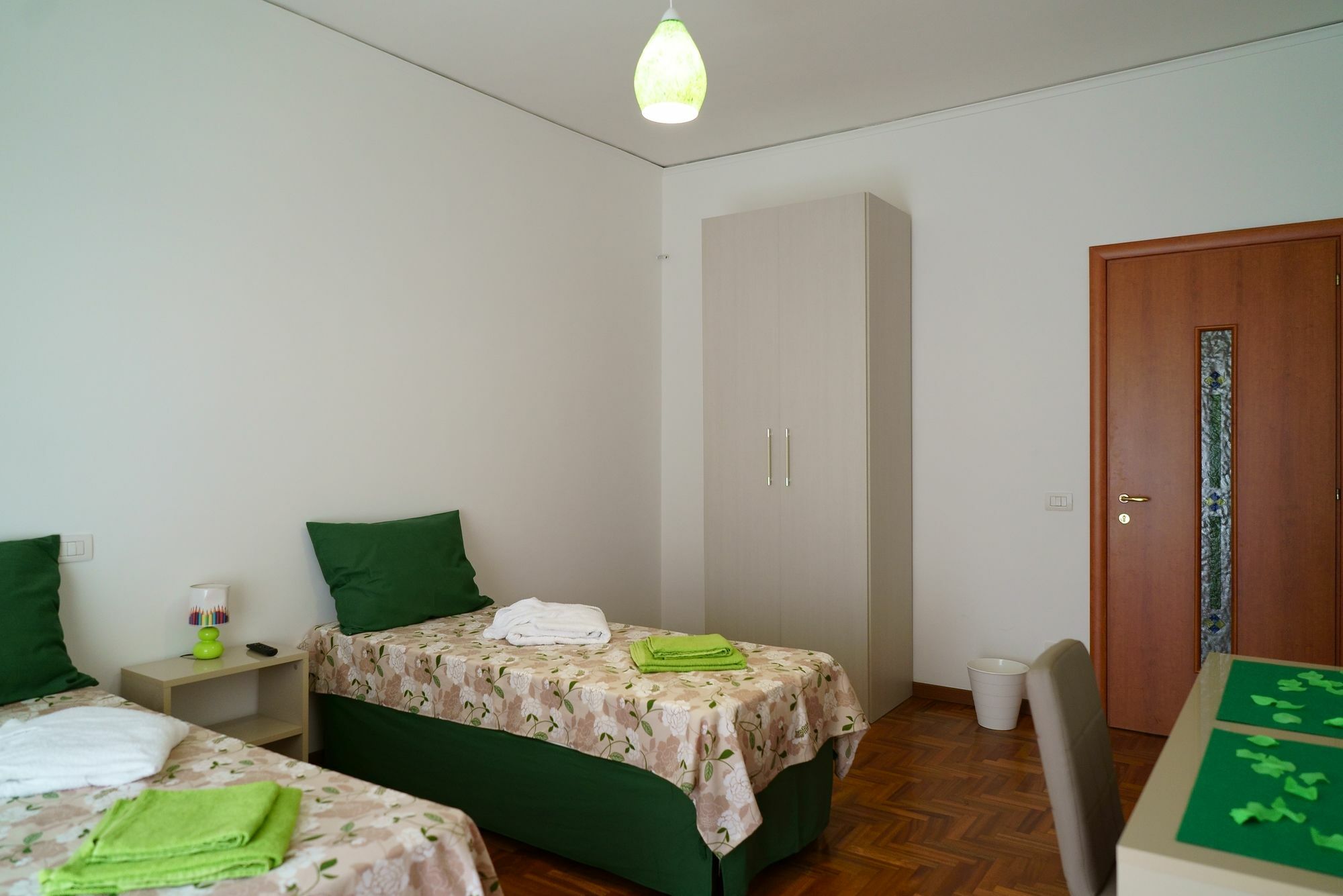Welcome Inn Napoli Bagian luar foto